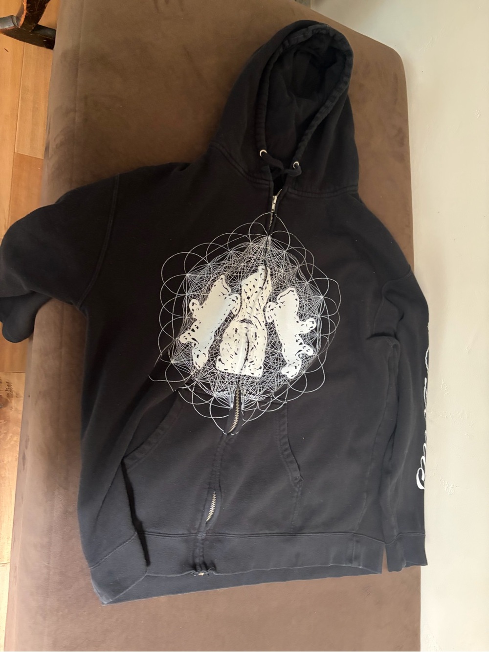 2XL White Tiger 2Hollis Concert Long Sleeve Black Hoodie